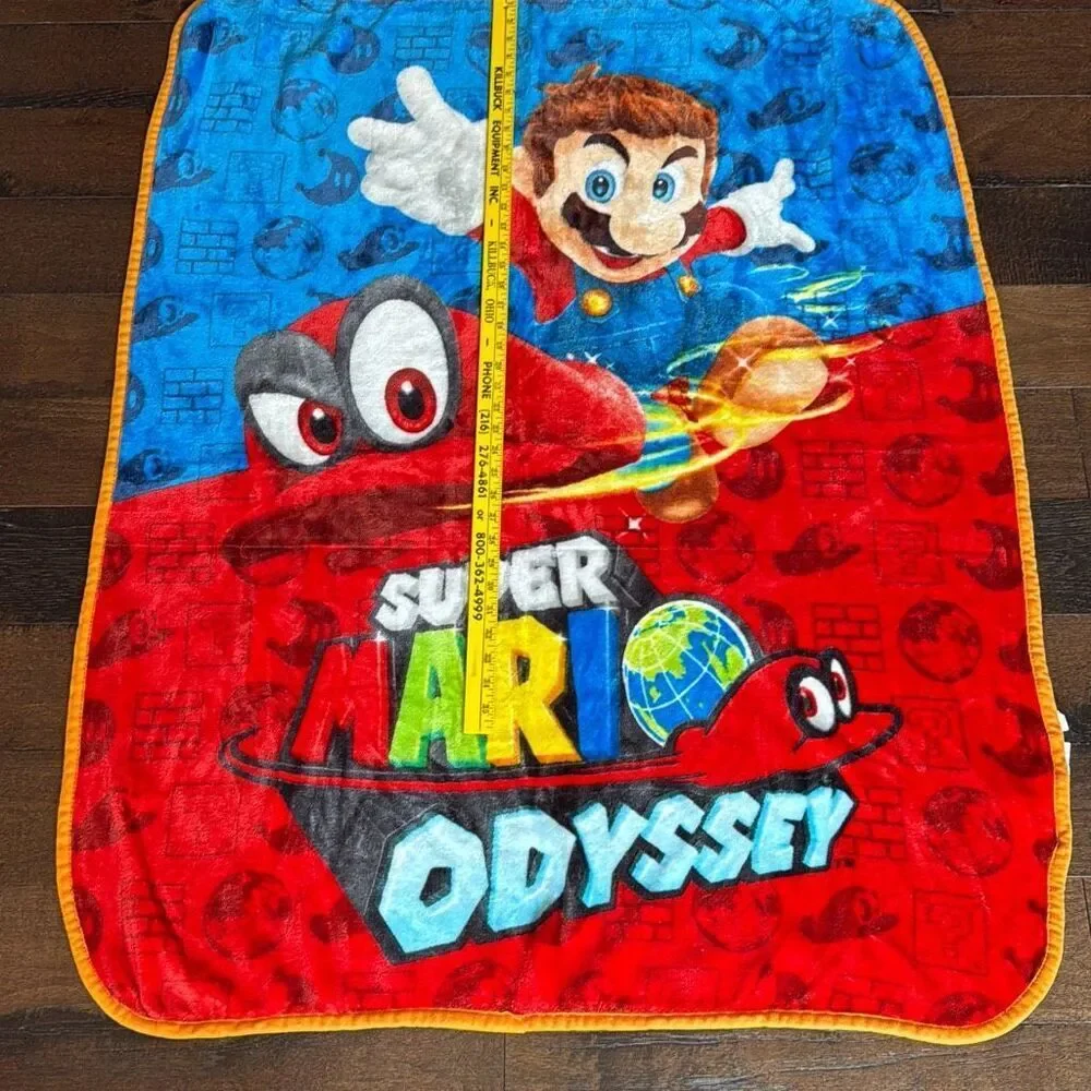 Nintendo Super Mario Bros odyssey plush throw blanket red blue‎